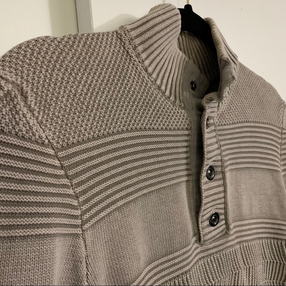 Men’s INC Stylish Sweater (M) - Picture 2 of 5